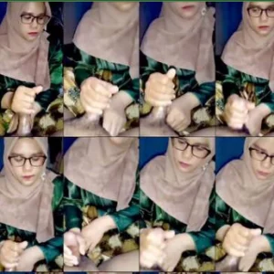 Tante Hijabers Cantik Bikin Crot Diperut