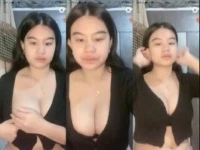 Telanjang Dada Si Dedek Polos Toket Gemoy Lucu