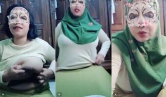 Mamih Ache Jilat Uting Toketnya