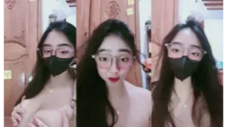 Kalau Diremas Kamu Jadi Tambah Gede Rosalinda ID 64862675 Mango