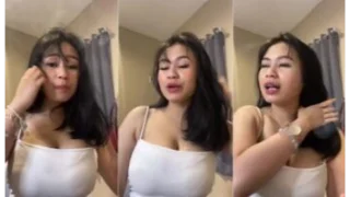 Gheaa Selebgram Tebar Pesona Belahan Dada Instagram